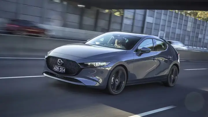 Khám Phá 2019 Mazda3: Đánh Giá Chi Tiết, Tính Năng & Giá
