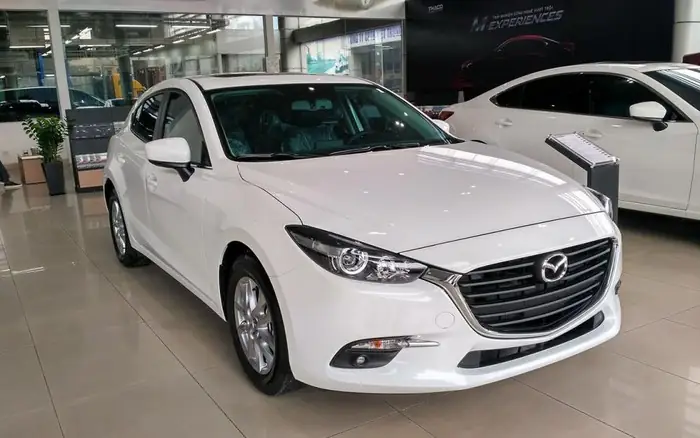 So Sánh Mazda3 2019 – Đánh Giá Đầy Đủ Các Phiên Bản Và Ưu Nhược Điểm