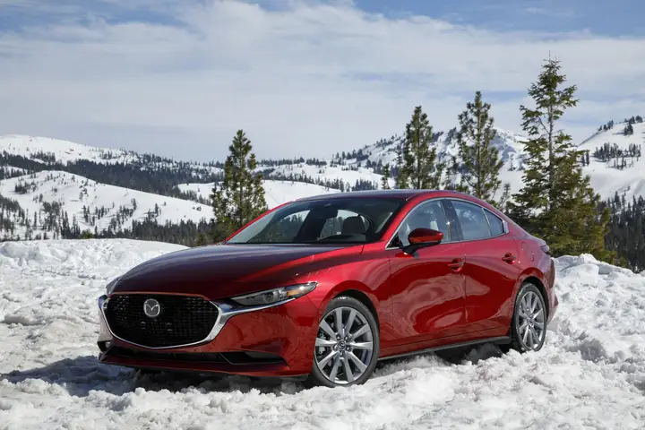 Mazda 3 4 Wheel Drive: Khám Phá Công Nghệ Dẫn Động Toàn Diện
