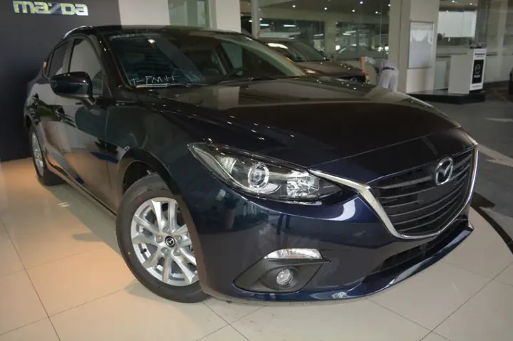 Hướng Dẫn Mua Mazda 3 Cho Người Mới – Chọn Màu, Phiên Bản Và Ưu Đãi