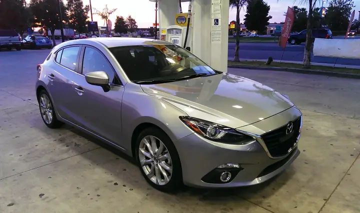 So Sánh Giá Và Thông Số Mazda 3 Sedan Vs Hatchback Cho Người Mua So Sánh Giá Và Thông Số Mazda 3 Sedan Vs Hatchback Cho Người Mua