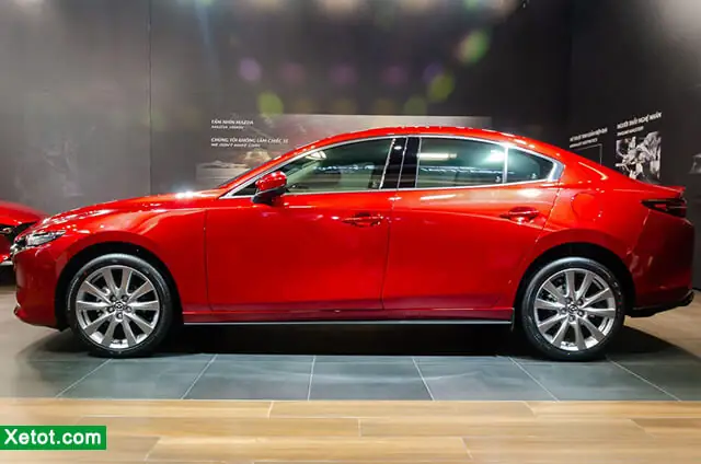 Mazda 3 Bản 2.0 Có Gì Đáng Chú Ý? Phân Tích Chi Tiết Từ Động Cơ Đến Tính Năng Mazda 3 Bản 2.0 Có Gì Đáng Chú Ý? Phân Tích Chi Tiết Từ Động Cơ Đến Tính Năng