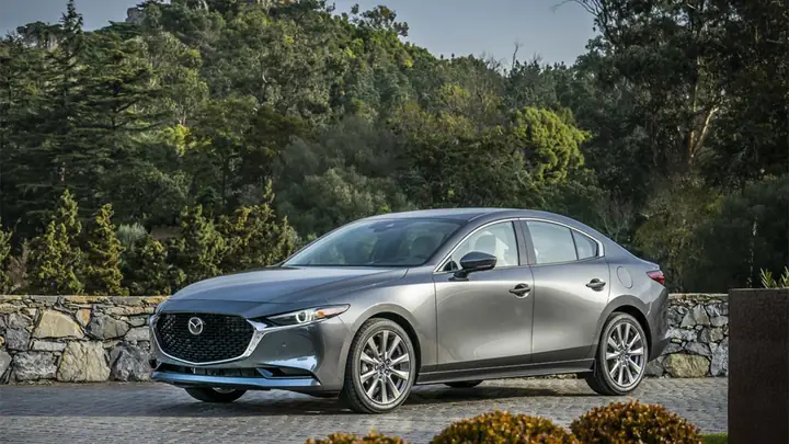 Đánh Giá Chi Tiết Mazda 3 Berline 2026: Từ Thiết Kế Đến Vận Hành