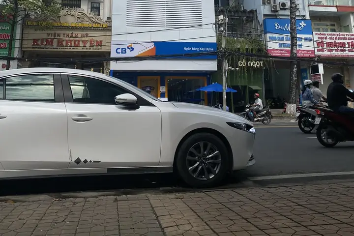 Cách Giảm Ồn Mazda 3: Hướng Dẫn Chi Tiết Cho Chủ Xe