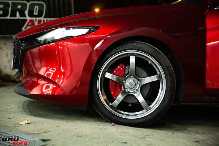 Máy Cnc Trong Sản Xuất Mazda 3: Bí Quyết Độ Chính Xác Skyactiv