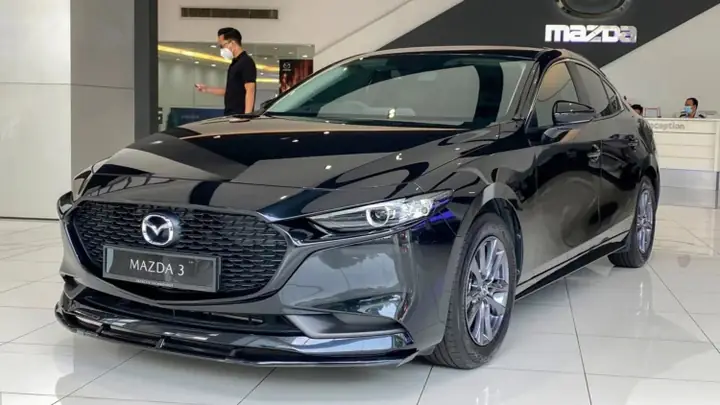 Mazda 3 Có Chạy Được Đuôi Mp4 Không? Phân Tích Chi Tiết & Lời Khuyên