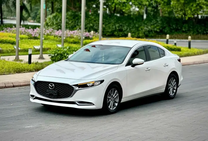 Mazda 3 Cũ: Tổng Quan Chi Tiết Và Lời Khuyên Mua Xe Đời Cũ