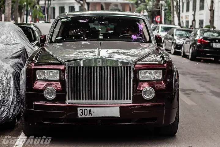 Mazda 3 Đâm Rolls-royce: Phân Tích Nguyên Nhân, Hậu Quả Và Bài Học Đắt Giá