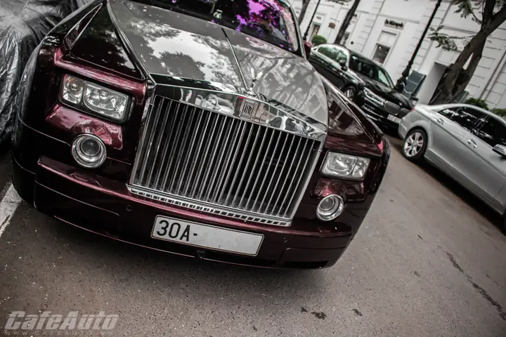 Mazda 3 Đâm Rolls-royce: Phân Tích Nguyên Nhân, Hậu Quả Và Bài Học Đắt Giá