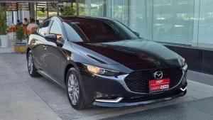 Mazda 3 Đen Nhám: Lột Xác Ngoại Hình Sang Trọng Và Cá Tính