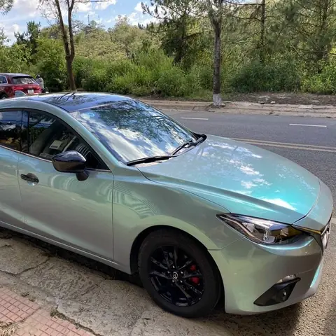 Mazda 3 Đẹp Lung Linh: Vẻ Đẹp Vượt Thời Gian Và Giá Trị Sống Động