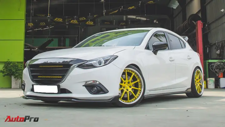 Mazda 3 Độ Lên Mazda 6: Nâng Cấp Toàn Diện Hay Chỉ Là Giấc Mơ?