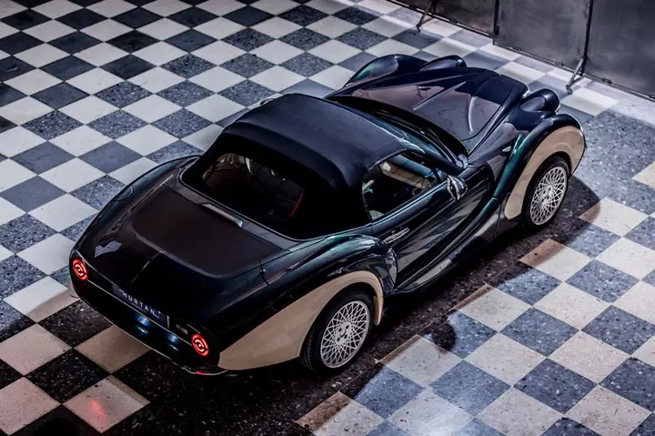 Mazda 3 Độ Mui Trần: Biến Tấu Độc Đáo Hay Sự Lãng Phí?