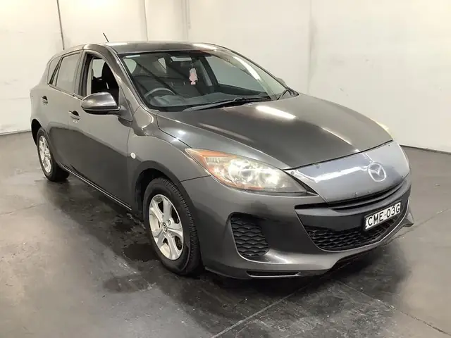 Khám Phá Màu Dolphin Gray Trên Mazda3 Và Cách Mua Sơn Touch‑up Paint