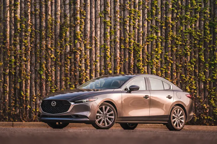 So Sánh Giá Và Thông Số Mazda 3 2019 Cho Người Mua