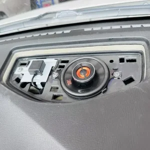 Mazda 3 Dùng Loa Gì: Nâng Tầm Trải Nghiệm Âm Thanh Trên Hành Trình