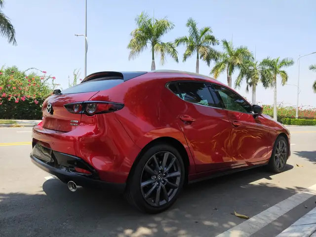 Hướng Dẫn Mua Mazda 3 Duôi Cụt – Lựa Chọn, So Sánh & Bảo Trì Cho Người Mới