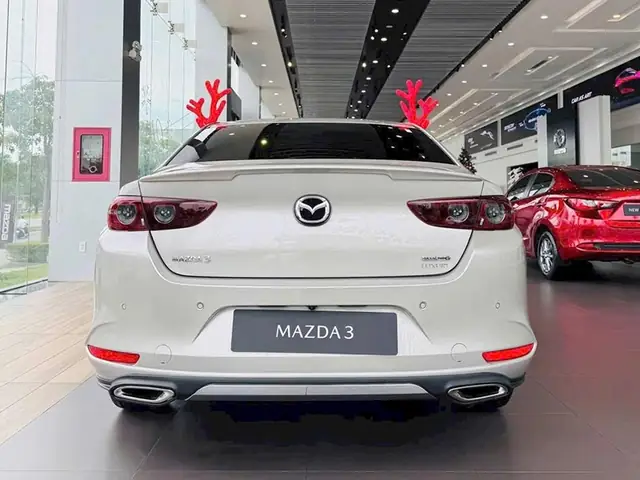 So Sánh Kích Thước Tổng Thể Mazda 3 Với Các Sedan Compact Khác