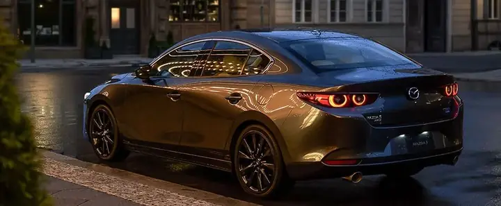 Đánh Giá Mazda 3 Tại Edmonton: Lựa Chọn Hợp Lý Cho Xe Đô Thị?
