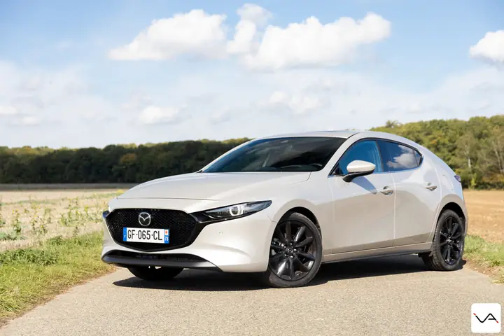 Đánh Giá Chi Tiết Mazda 3 2026: Trải Nghiệm Thực Tế Và Phân Tích Toàn Diện