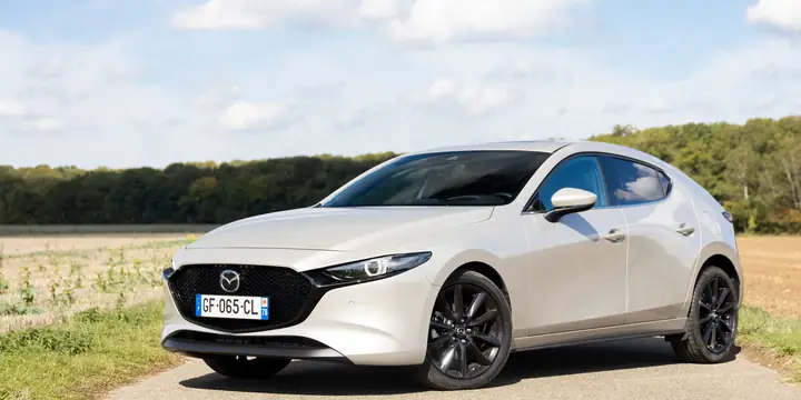 Đánh Giá Chi Tiết Mazda 3 2026: Trải Nghiệm Thực Tế Và Phân Tích Toàn Diện