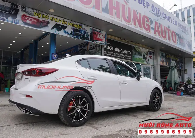 Mazda 3 Gắn Mâm 19 Inch: Nâng Tầm Diện Mạo Hay Rước Họa Vào Thân?