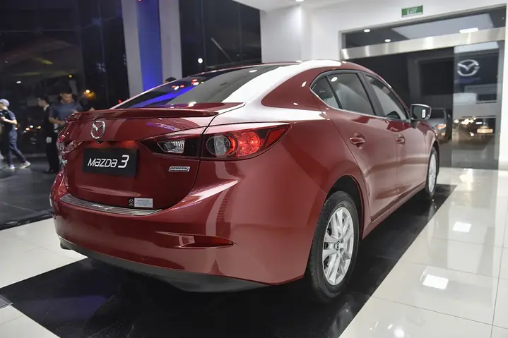 Mazda 3 Hatchback: Tổng Quan Chi Tiết Về Thiết Kế, Công Nghệ Và Trải Nghiệm