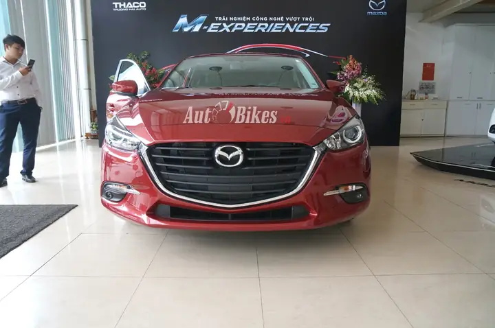 Mazda 3 Hatchback 2017: Chi Tiết Tổng Quan & Lợi Ích Cho Người Dùng