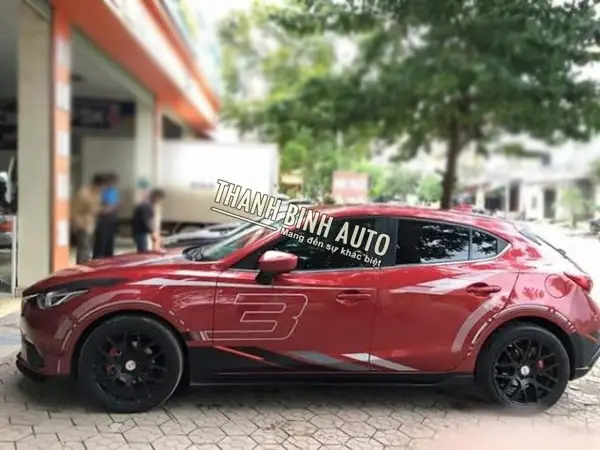 Hướng Dẫn Độ Xe Mazda 3: Các Phụ Kiện Cần Biết Cho Người Đam Mê