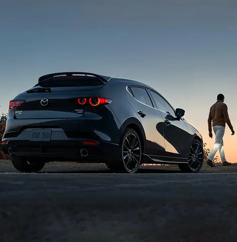 So Sánh Các Phiên Bản Mazda 3 Hatchback 2026-2026 Cho Người Mua