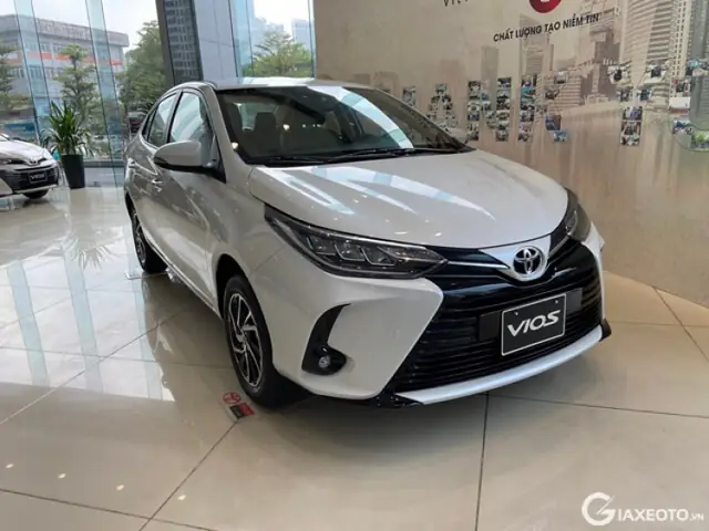 So Sánh Mazda 3 Vs Toyota Vios: Ưu Nhược Điểm Cho Người Mua