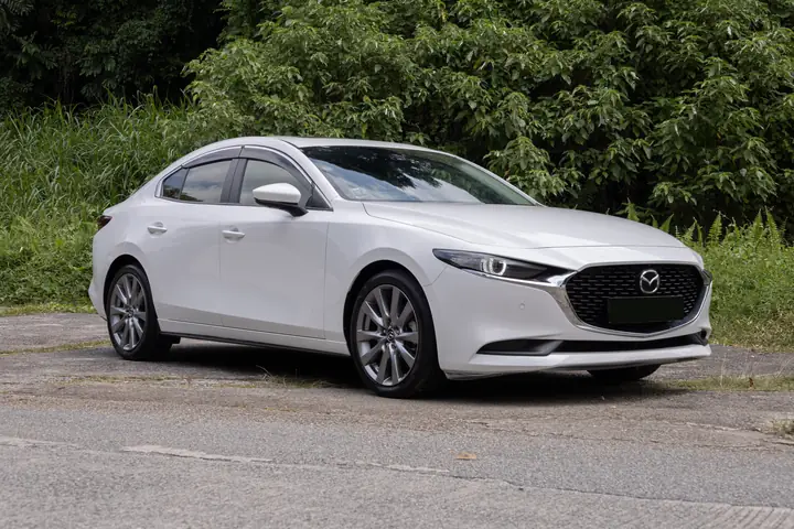 Đánh Giá Mazda 3 Hybrid 2026: Trải Nghiệm Thực Tế Và Đáng Mua Không?