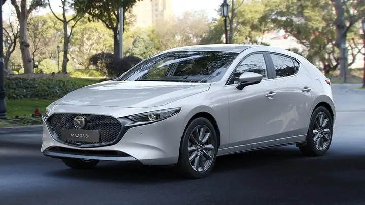 Đánh Giá Mazda 3 Hybrid 2026: Trải Nghiệm Thực Tế Và Đáng Mua Không?