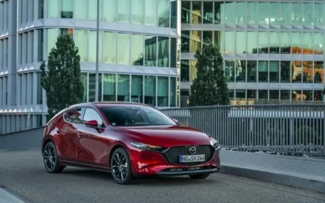 Mazda 3 Tại Ấn Độ: Tổng Quan Chi Tiết Về Tình Hình Phân Phối, Phiên Bản Và Đánh Giá