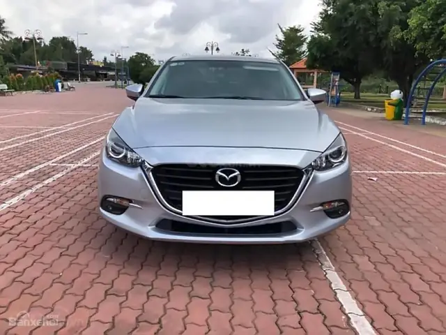 Màu Bạc Trên Mazda 3 Có Thực Sự Đáng Tiền? Đánh Giá Chi Tiết Từ Chuyên Gia