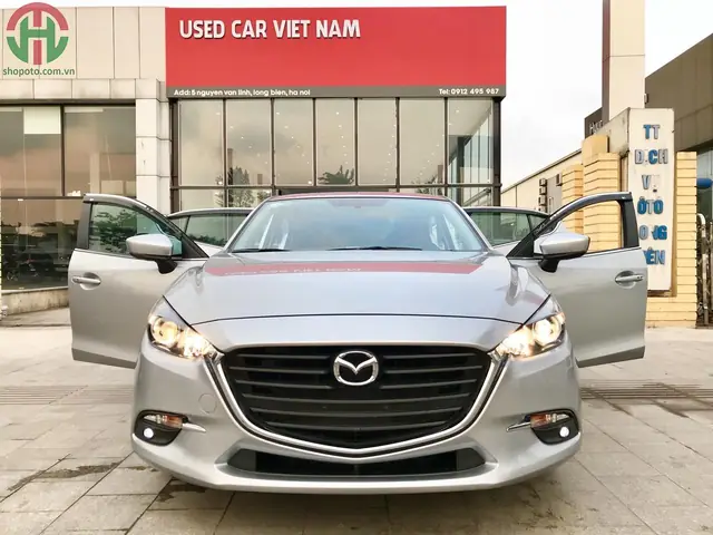Màu Bạc Trên Mazda 3 Có Thực Sự Đáng Tiền? Đánh Giá Chi Tiết Từ Chuyên Gia