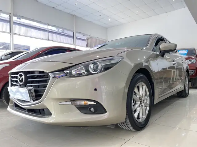 Mazda 3 Màu Ghi: Đánh Giá Chi Tiết Các Tùy Chọn Xám Và Mẹo Chọn Màu Mazda 3 Màu Ghi: Đánh Giá Chi Tiết Các Tùy Chọn Xám Và Mẹo Chọn Màu