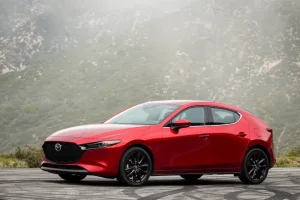 Đánh Giá Chi Tiết Mazda 3 Màu Đỏ: Nên Mua Phiên Bản Nào Năm 2026?
