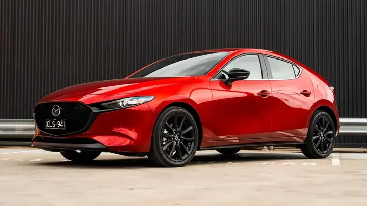 Đánh Giá Mazda 3 Sau 100.000 Dặm: Liệu Chiếc Sedan Này Còn Đáng Tin Cậy?