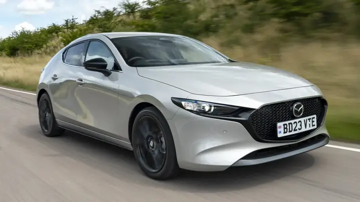 Đánh Giá Mazda 3 Sau 100.000 Dặm: Liệu Chiếc Sedan Này Còn Đáng Tin Cậy?