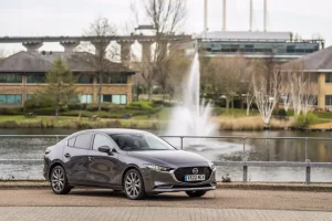Đánh Giá Chi Tiết Mazda 3 Saloon 2026: Sự Tinh Tế Của Sedan Thể Thao