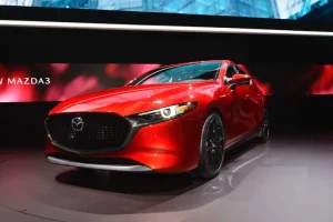 Mazda 3 Sedan 2.0 Bản Tiêu Chuẩn: Chi Tiết, Ưu Nhược Điểm & Vì Sao Vẫn Là Lựa Chọn Hấp Dẫn