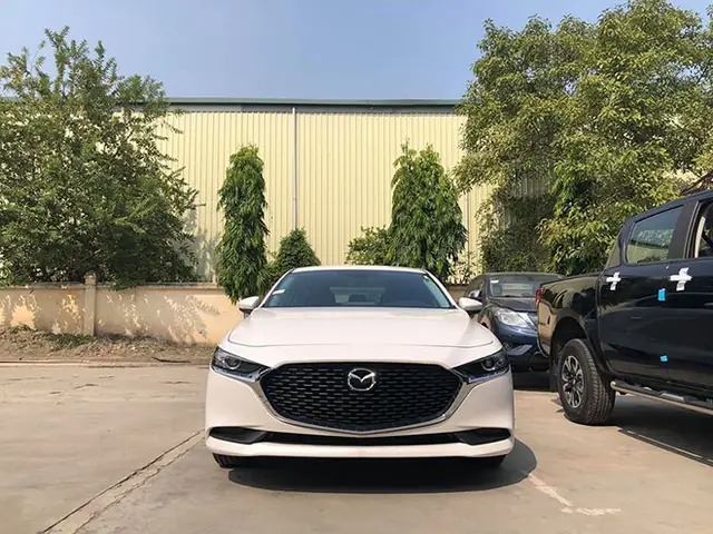 Mazda 3 Sedan 2.0 Bản Tiêu Chuẩn: Chi Tiết, Ưu Nhược Điểm & Vì Sao Vẫn Là Lựa Chọn Hấp Dẫn