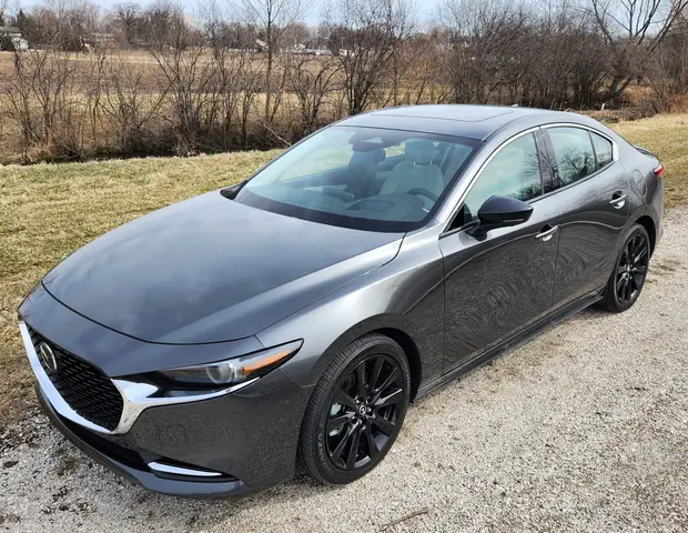 Đánh Giá Mazda 3 2026 – Compact Sedan Cho Người Yêu Tốc Độ