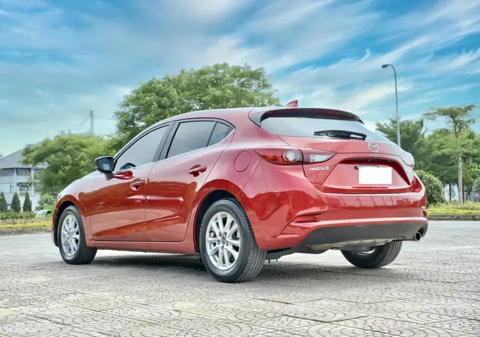 So Sánh Các Phiên Bản Mazda 3: Chọn Mẫu Phù Hợp Cho Bạn So Sánh Các Phiên Bản Mazda 3: Chọn Mẫu Phù Hợp Cho Bạn