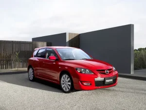 Khám Phá Tốc Độ Tối Đa Của Mazda 3: Số Liệu, Yếu Tố Và So Sánh