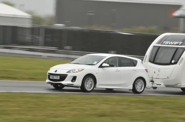 Mazda 3 Có Thể Kéo Xe Được Không? Hướng Dẫn Chi Tiết Từ A-z Mazda 3 Có Thể Kéo Xe Được Không? Hướng Dẫn Chi Tiết Từ A-z