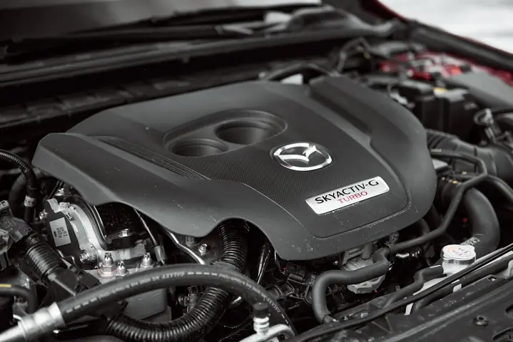 So Sánh Các Phiên Bản Mazda3 Turbo: Chọn Lựa Tốt Nhất Cho Bạn