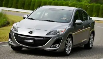 So Sánh Mazda Axela Và Mazda 3: Đánh Giá Chi Tiết Cho Người Mua
