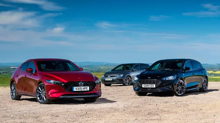 So Sánh Ford Focus Vs Mazda 3: Đánh Giá Chi Tiết Cho Người Mua So Sánh Ford Focus Vs Mazda 3: Đánh Giá Chi Tiết Cho Người Mua